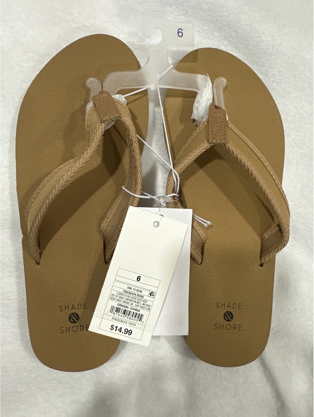 Shade & Shore Women's Tan Flip Flop Sandals Size 6